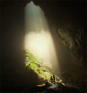 Proposal Tips & Ideas “Vietnam, Cave” Engagement Ring Express